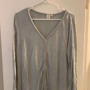 Long-Sleeved Grey Shirt